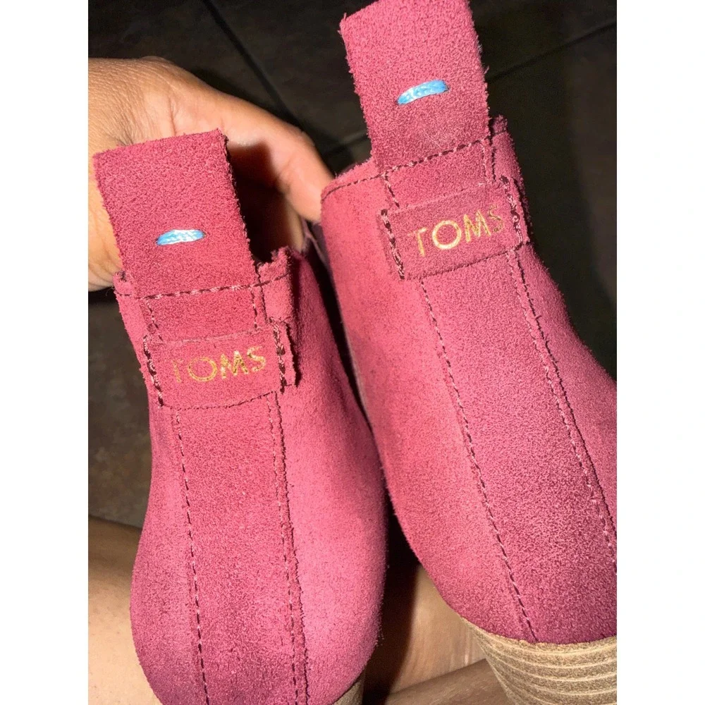 TOMS Kelsey Burgundy Suede Wedge Ankle Boots Womens 8 Boho Casual